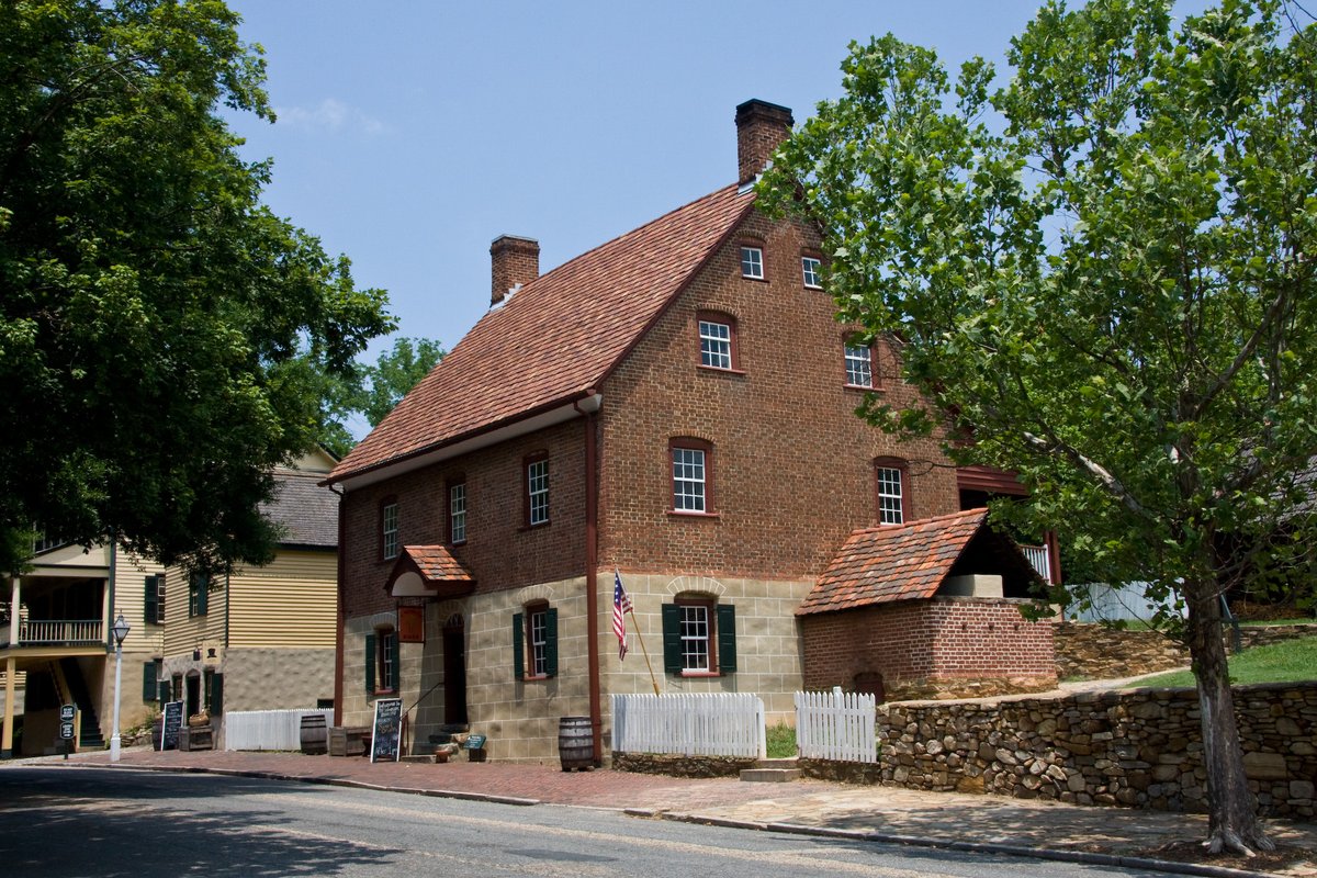 Old Salem Road Corridor, NC - Old Salem - Wikipedia